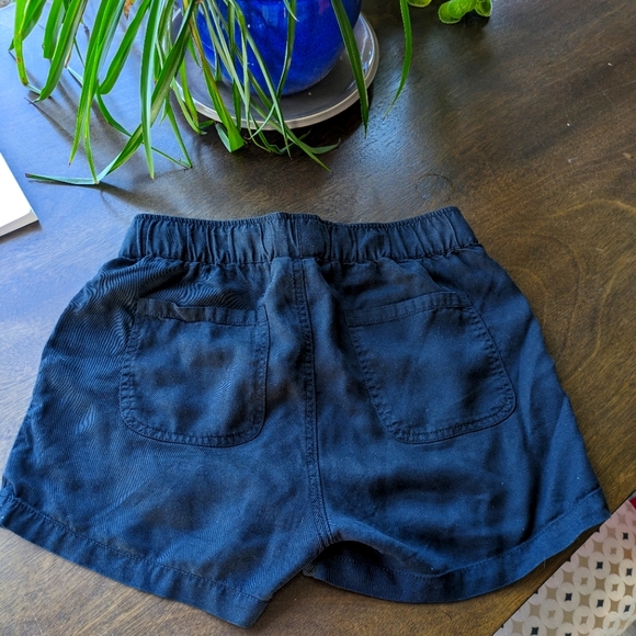 Ten Tree Shorts - Picture 2 of 2